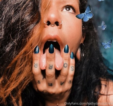 spanishxbarbiiefree pretty pornstar img