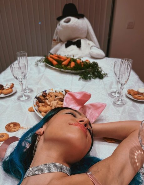 blue0bsessi0n erotic star picture