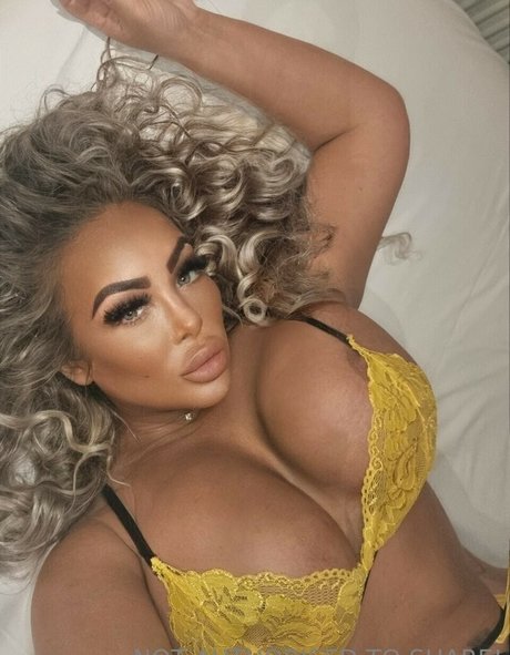 big tits petite onlyfans top photo