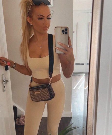 asian brunette onlyfans sexy xxx pic