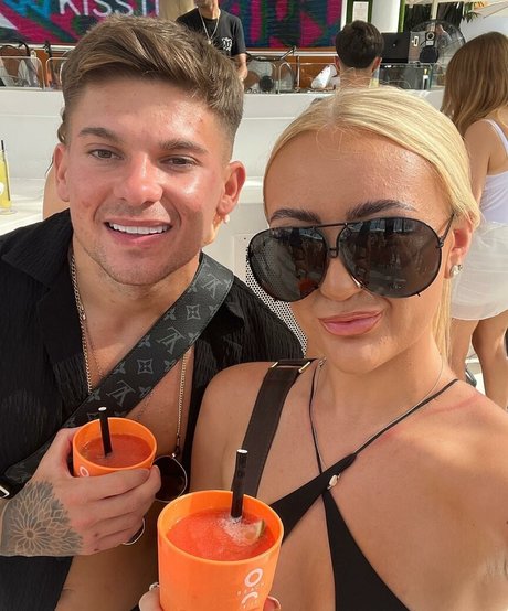 Lily Mcalpine pornographic star pics