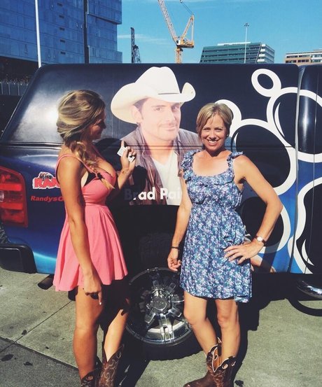 Aimee Eline pornstar exclusive gallery