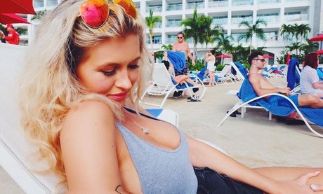 Aimee Eline hot model photo