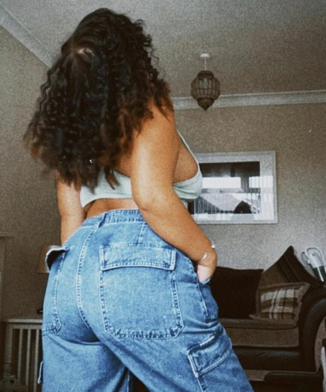 caravernon star hd picture