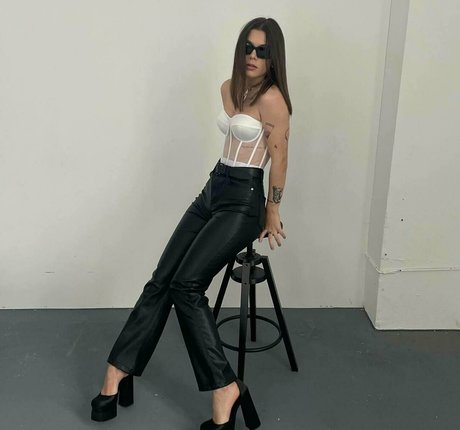 isabelaevans best actress photo