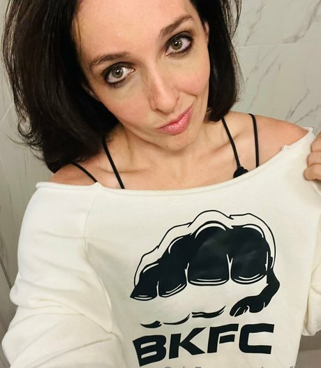 avafiery nudes model photos