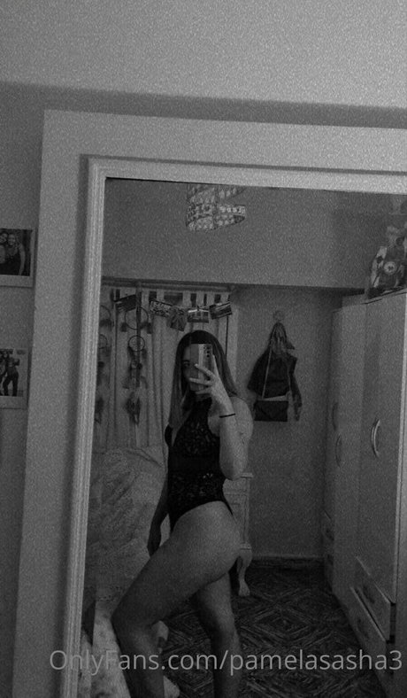 pamelasasha3 top star photo