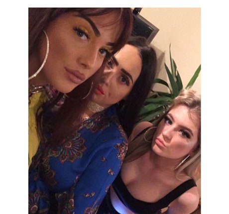 Bobbie Cook nudes star archive