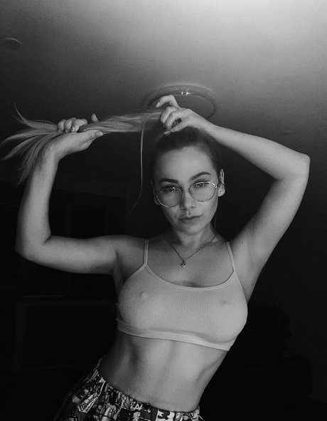 Charevna model beautiful pics