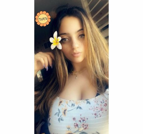 Maria Sharrad erotic actress image