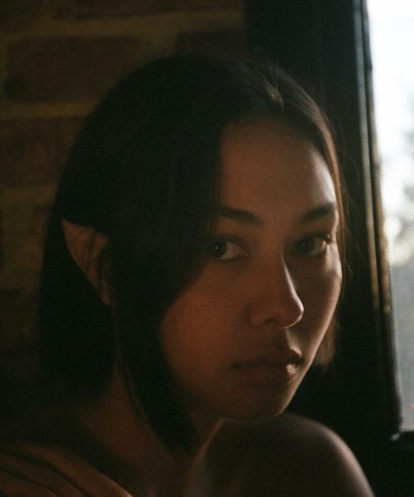 Bridget Gao Hollitt xxx model gallery