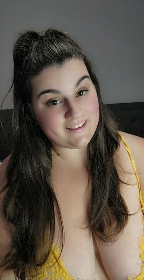 curvymama2020 porn model img