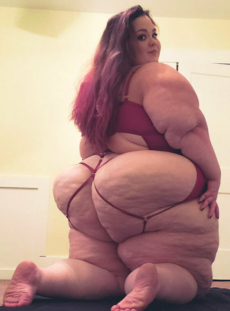 bubblybooty model porn gallery