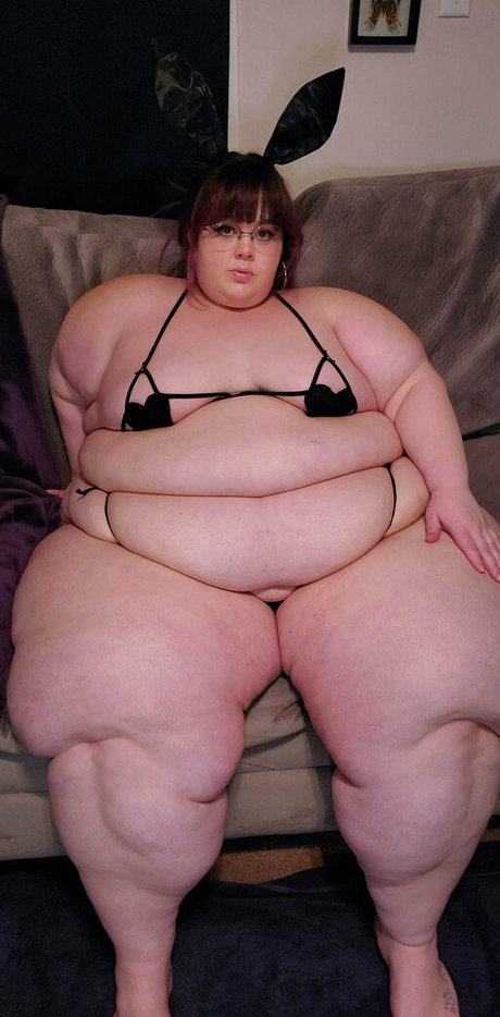 goth pawg onlyfans sexy nudes picture