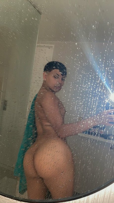 curvy blonde onlyfans beautiful pic