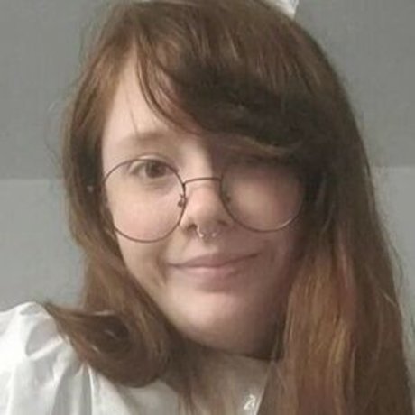 Sockubuss art model pic