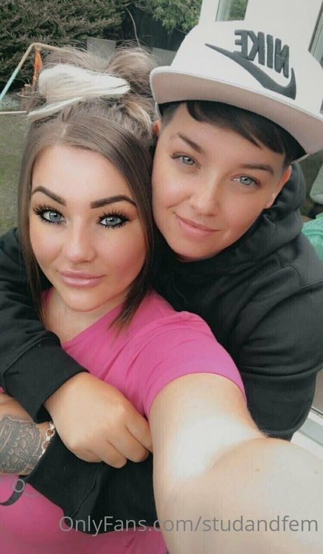 reallesbiansx star beautiful galleries