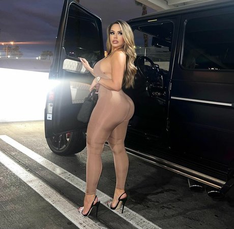 Jacqueline Petzak top star pictures