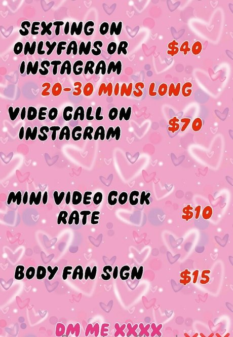 hot mum skyler sexy actress photos