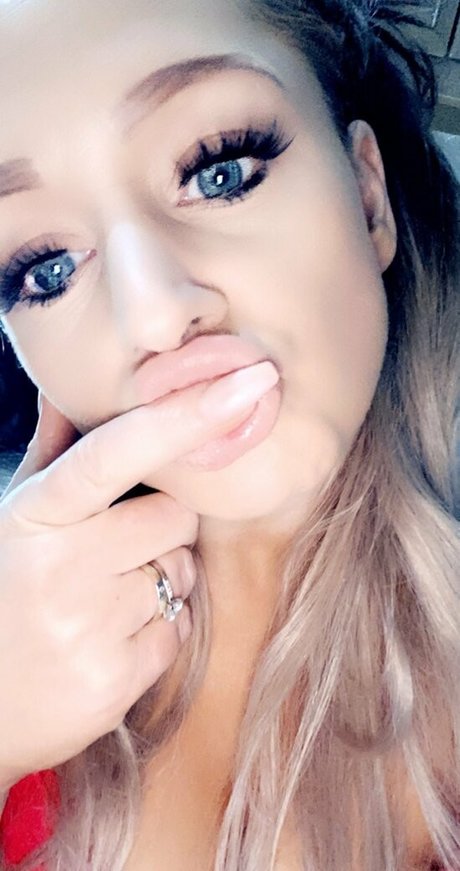 hot mum skyler pornstar xxx pic