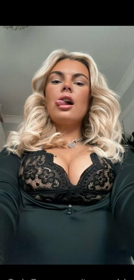 toraauldx sexy star photos