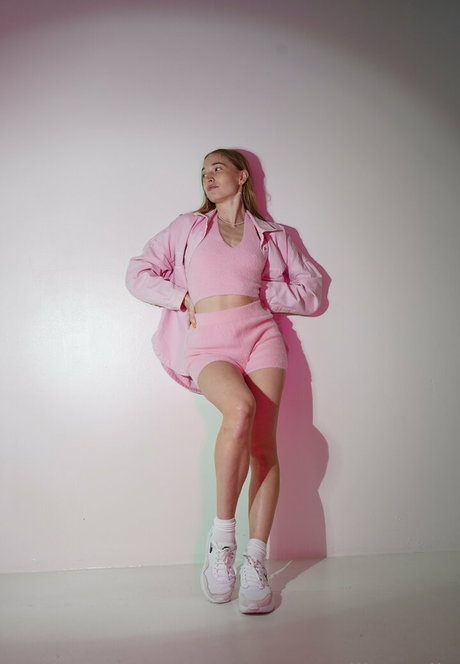 Lilijasmijn sexy star img