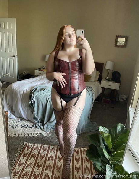 cinnamon siren model beautiful archive