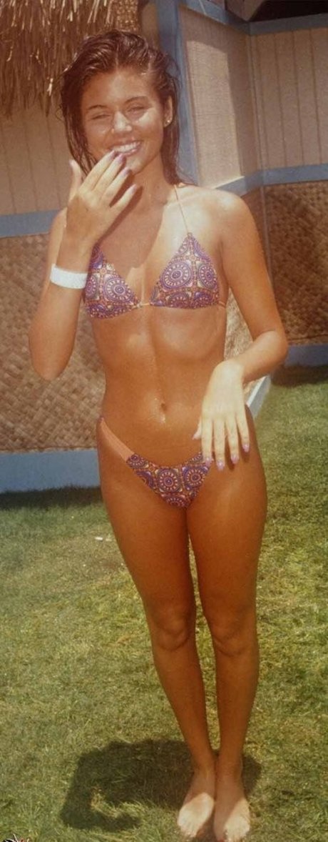 Tiffani Thiessen nudes actress photo
