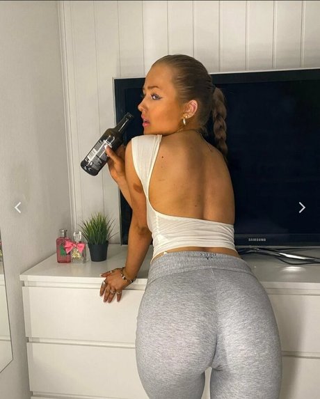 vanessasundet pretty star photo