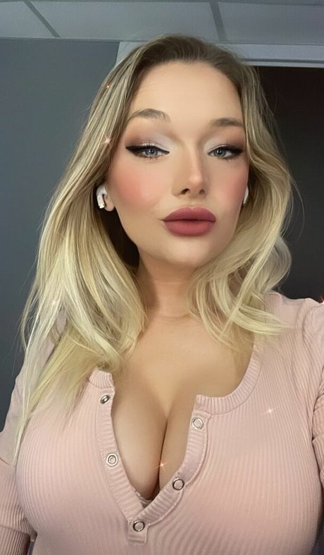 huge anal dildo onlyfans hot image