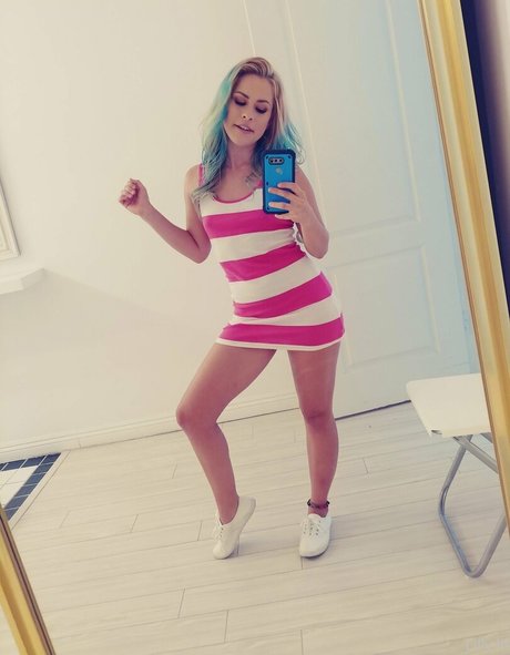 Lilly Lit art actress picture