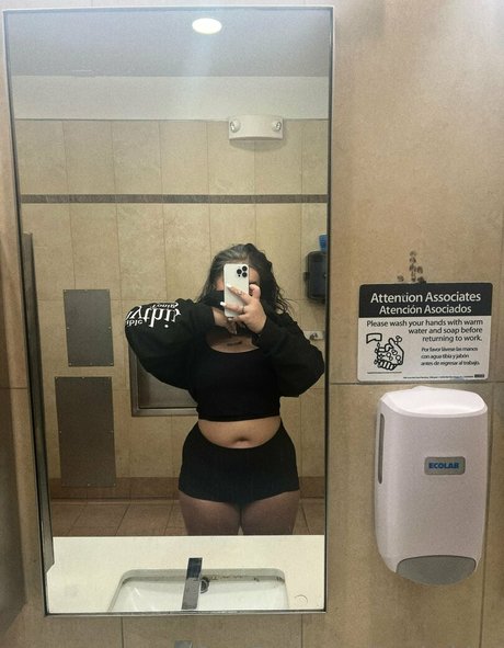 icyybabiee erotic pornstar images