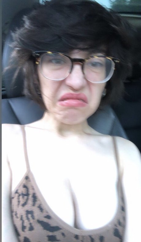 leez_____ model perfect pic