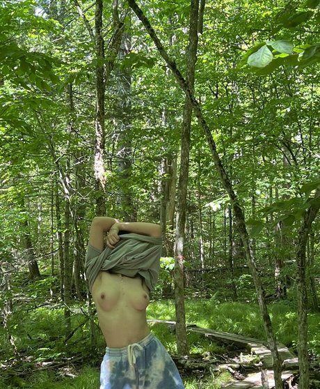 leez_____ naked pornstar pics