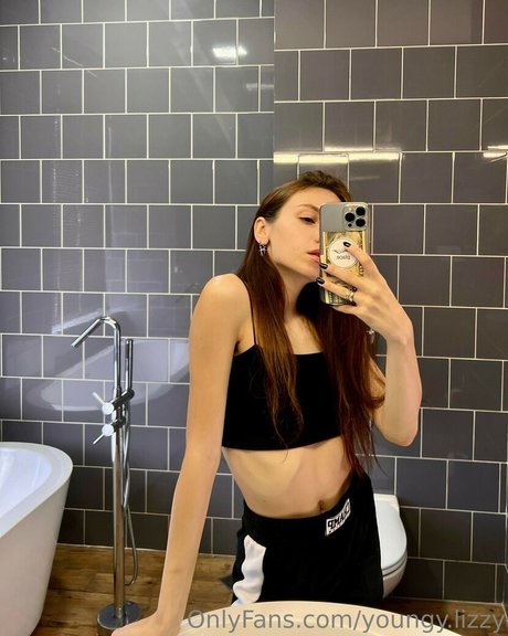 youngy lizzy pornstar best archive