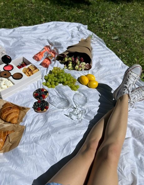 youngy lizzy art actress pic