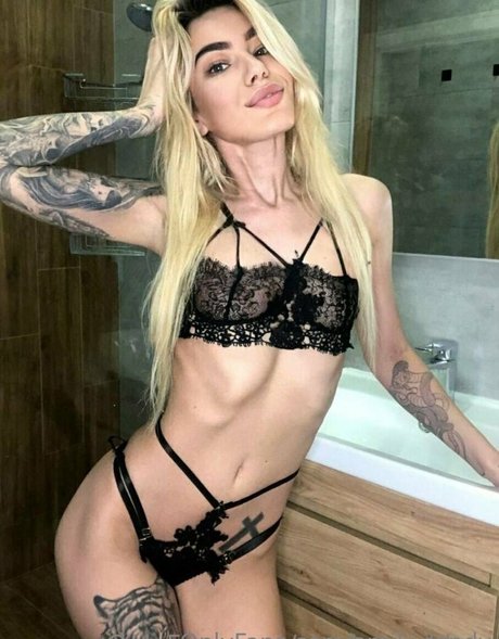 emily candy star free images