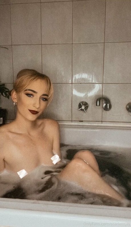 shemale handjob onlyfans free naked galleries