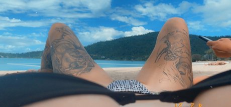 dripping wet pussy onlyfans hot image