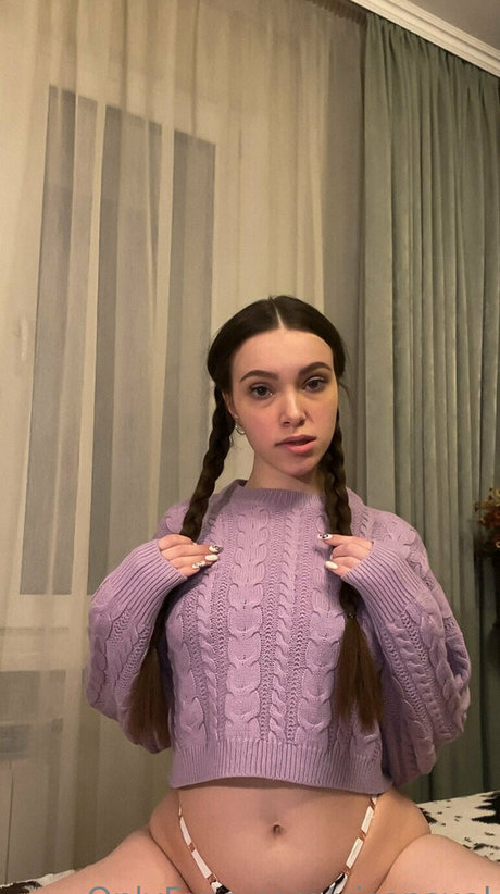 visensual model adult picture