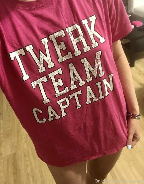 18 year old onlyfans hot photo