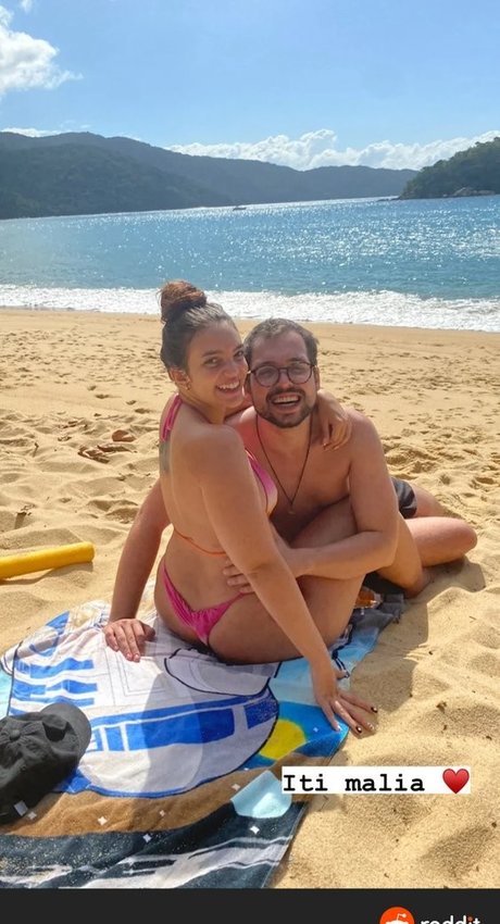 Debora Aladim model nude pics