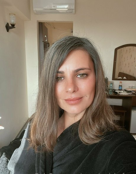 sweetanishafree exclusive actress photos