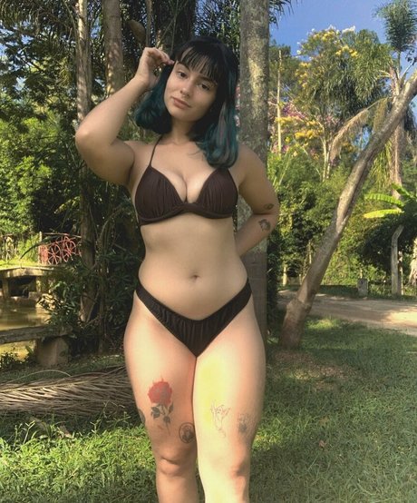 Giovana Gomes beautiful model picture