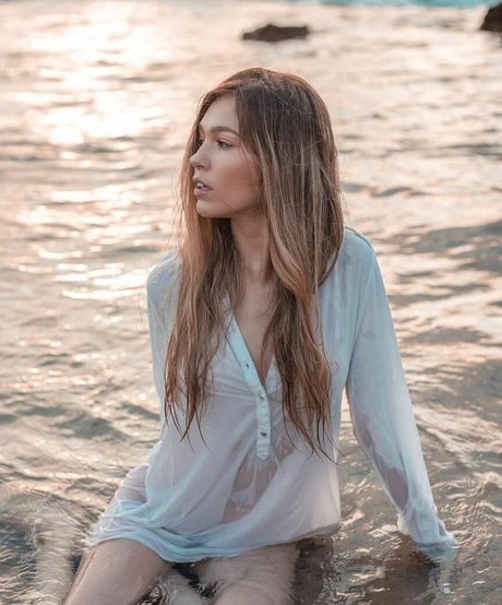 Aya Gutman pornstar hd pics