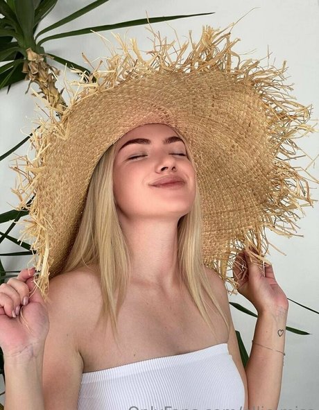 ellie miss Profile photo