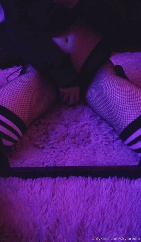 skylaredm model nice images