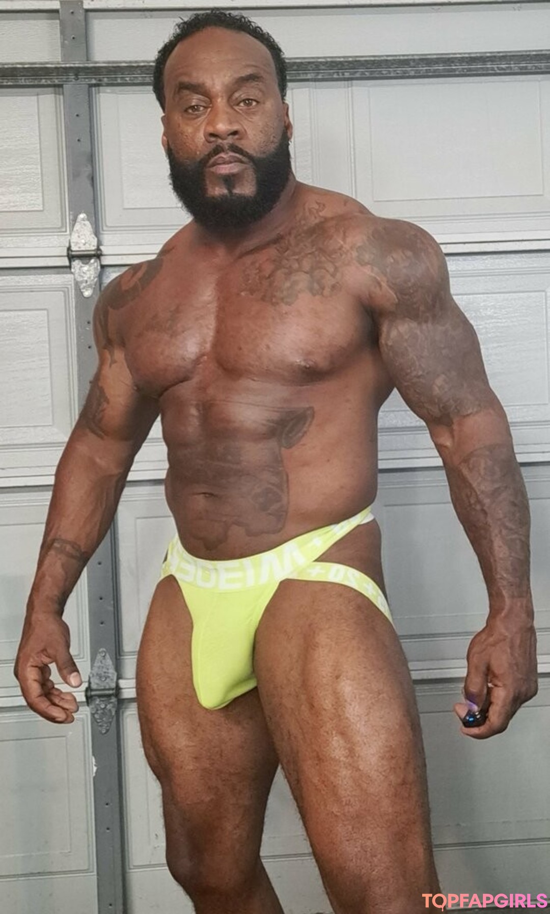 toolsfreepage model free image