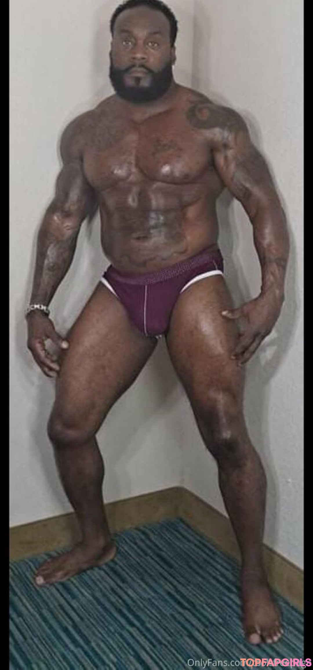 toolsfreepage porn model img