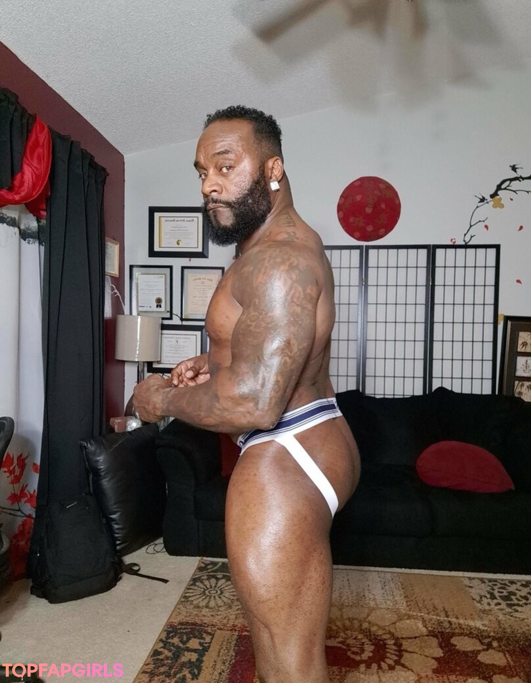 shemale handjob onlyfans pornos image